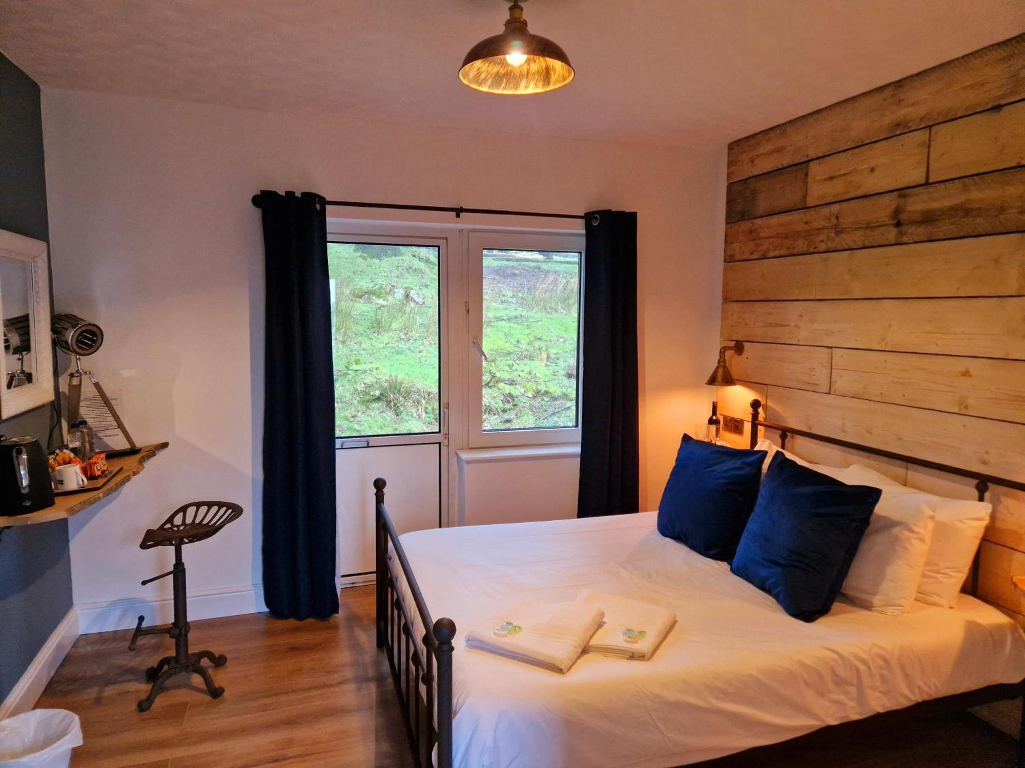 Wheal Tor Hotel & Glamping ليسكيرد المظهر الخارجي الصورة