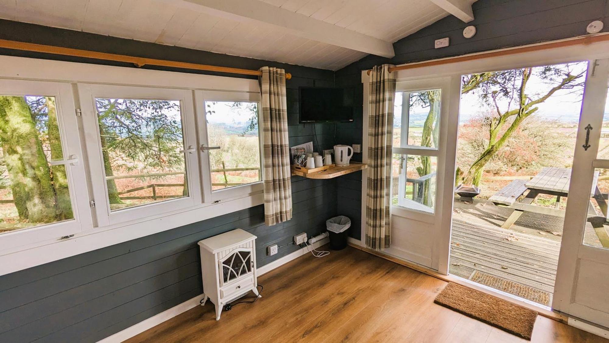 Wheal Tor Hotel & Glamping ليسكيرد المظهر الخارجي الصورة