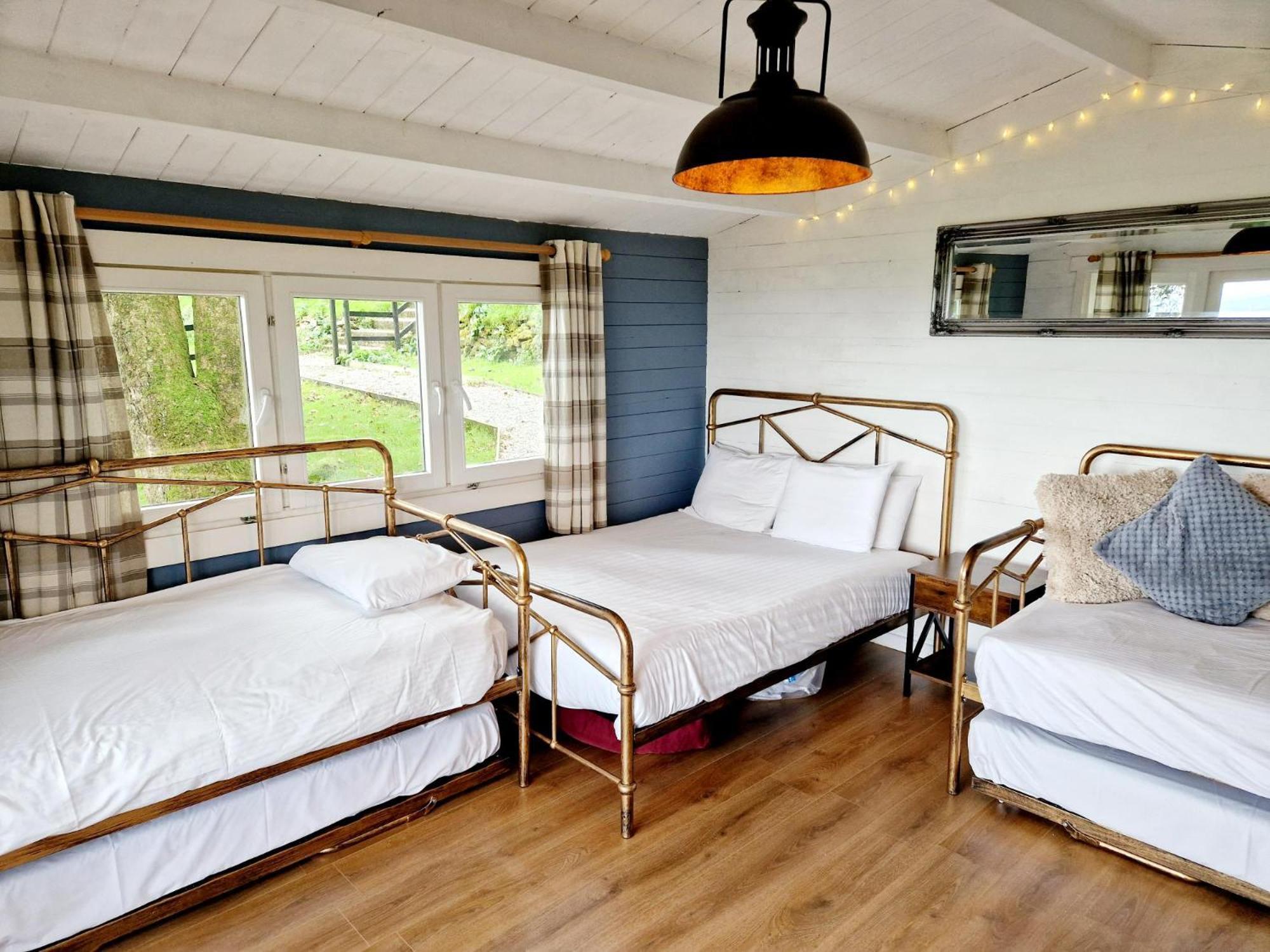 Wheal Tor Hotel & Glamping ليسكيرد المظهر الخارجي الصورة
