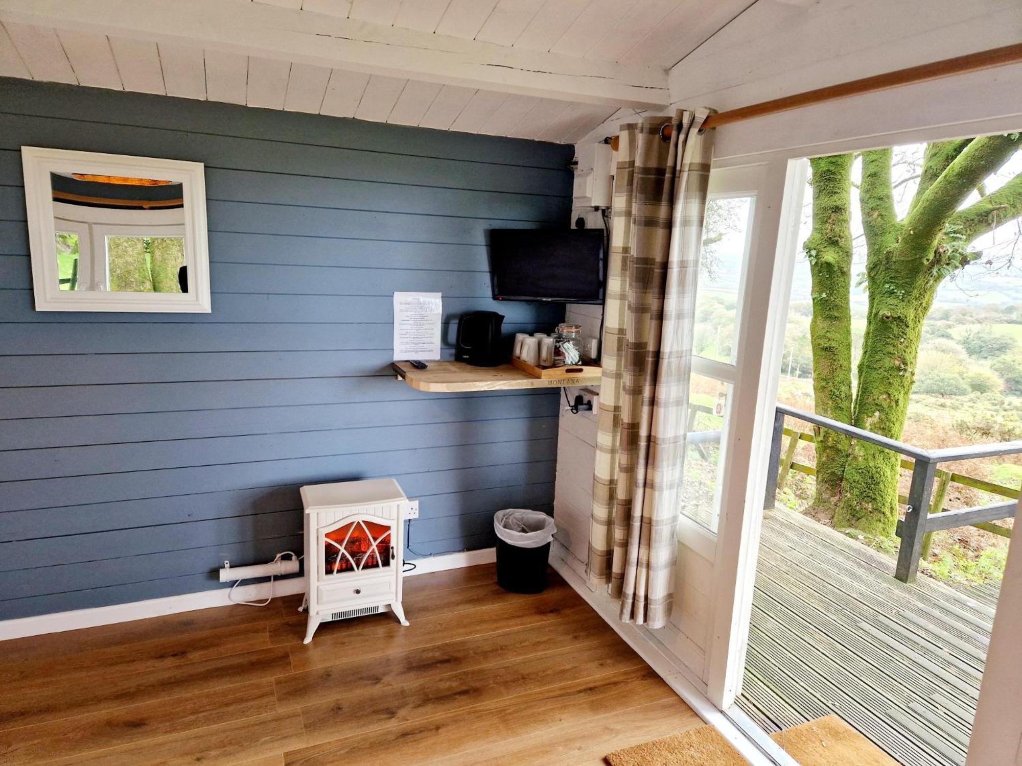 Wheal Tor Hotel & Glamping ليسكيرد المظهر الخارجي الصورة